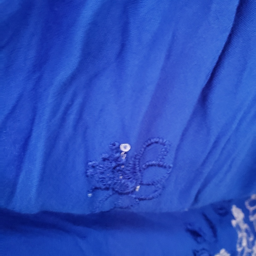 Beach by Exist embroidered blue/white dress. - Picture 3 of 7